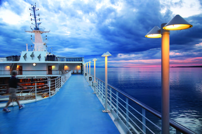 oceania cruises fitness track r class .jpg